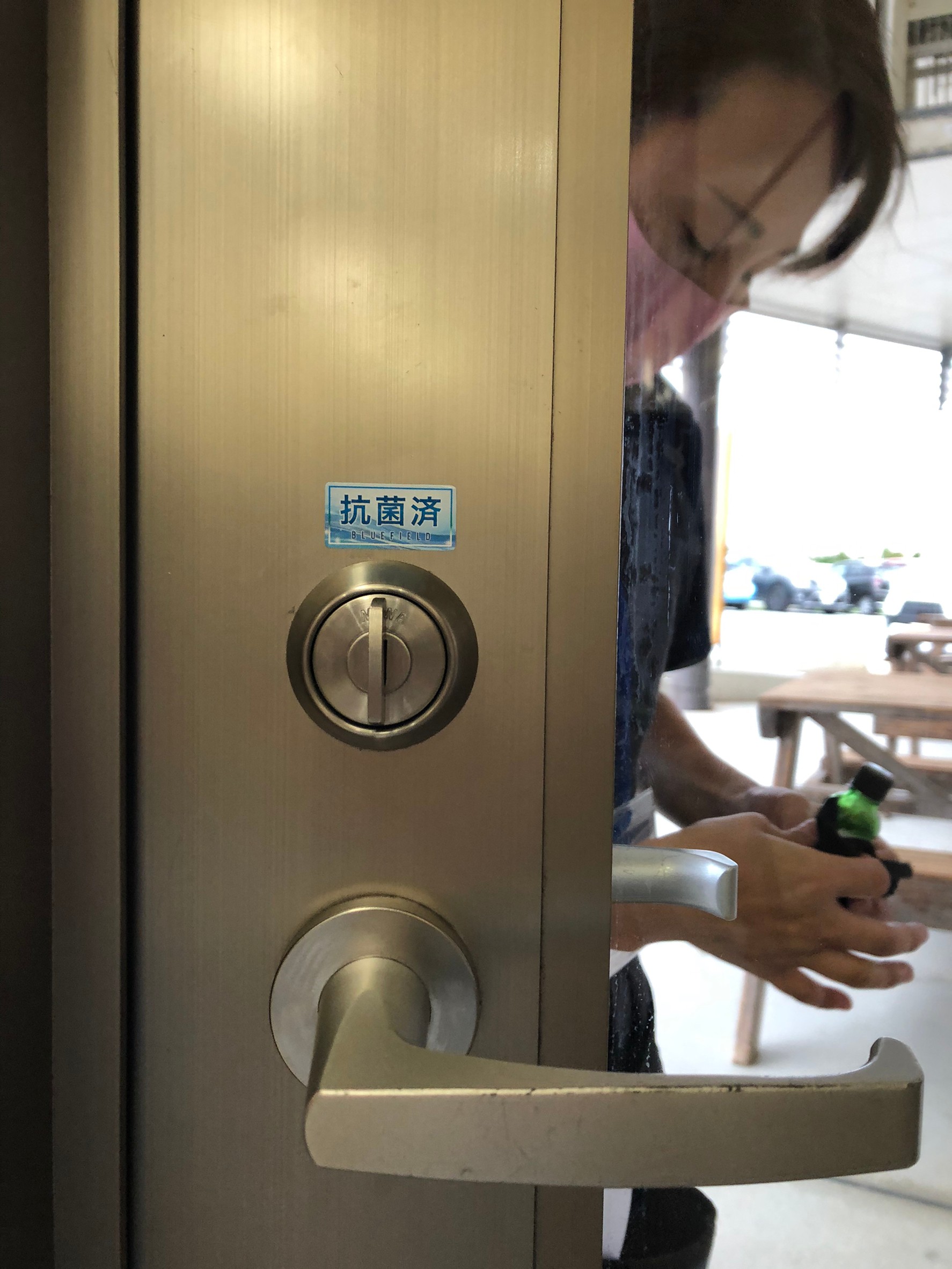 感染症対策なら「沖縄県内施工実績NO1」ブルーフィールド